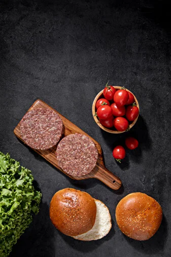 Hamburger Köfte 300 g Hamburger Ekmeği 2*110g Hediyeli Hamburger Köfte 300 g Hamburger Ekmeği 2*110g Hediyeli