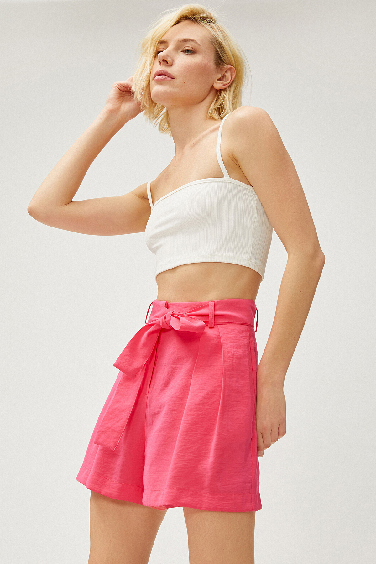 Koton Kadın Şort 3SAK40002EW Koton Kadın Şort 3SAK40002EW