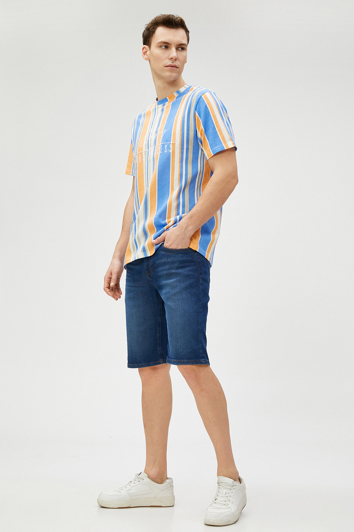 Koton Erkek Şort 3SAM40220ND Koton Erkek Şort 3SAM40220ND