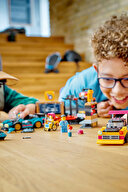 LEGO City Araç Modifiye Atölyesi 60389
