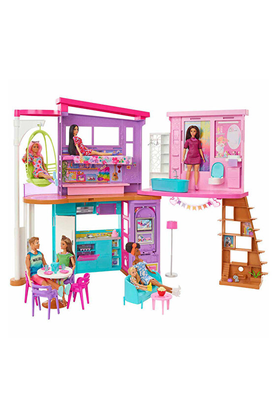 Barbie'nin Tatil Evi HCD50 Barbie'nin Tatil Evi HCD50